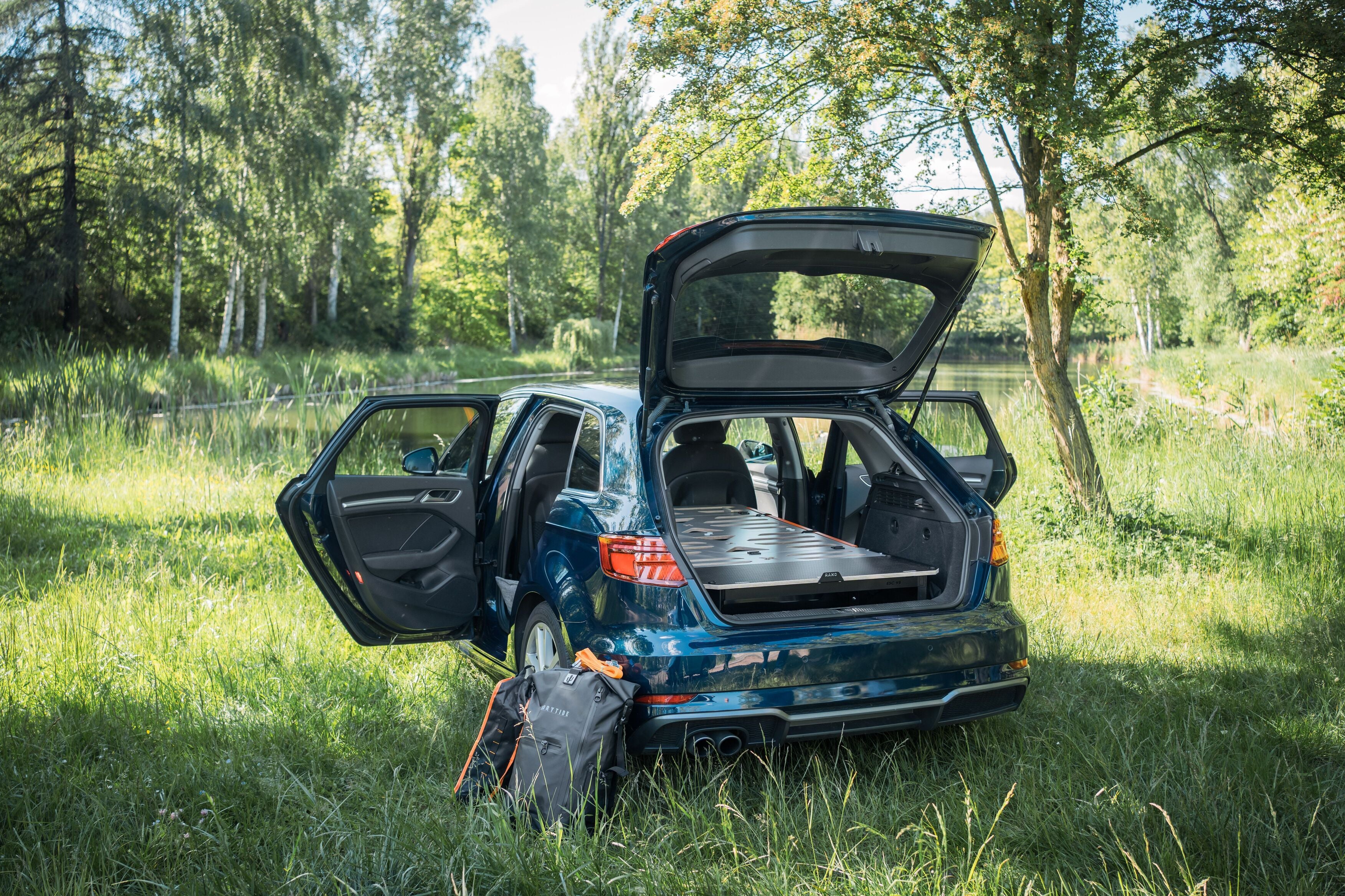 RAXO ESC BOX - Smart Campervan module for almost all cars