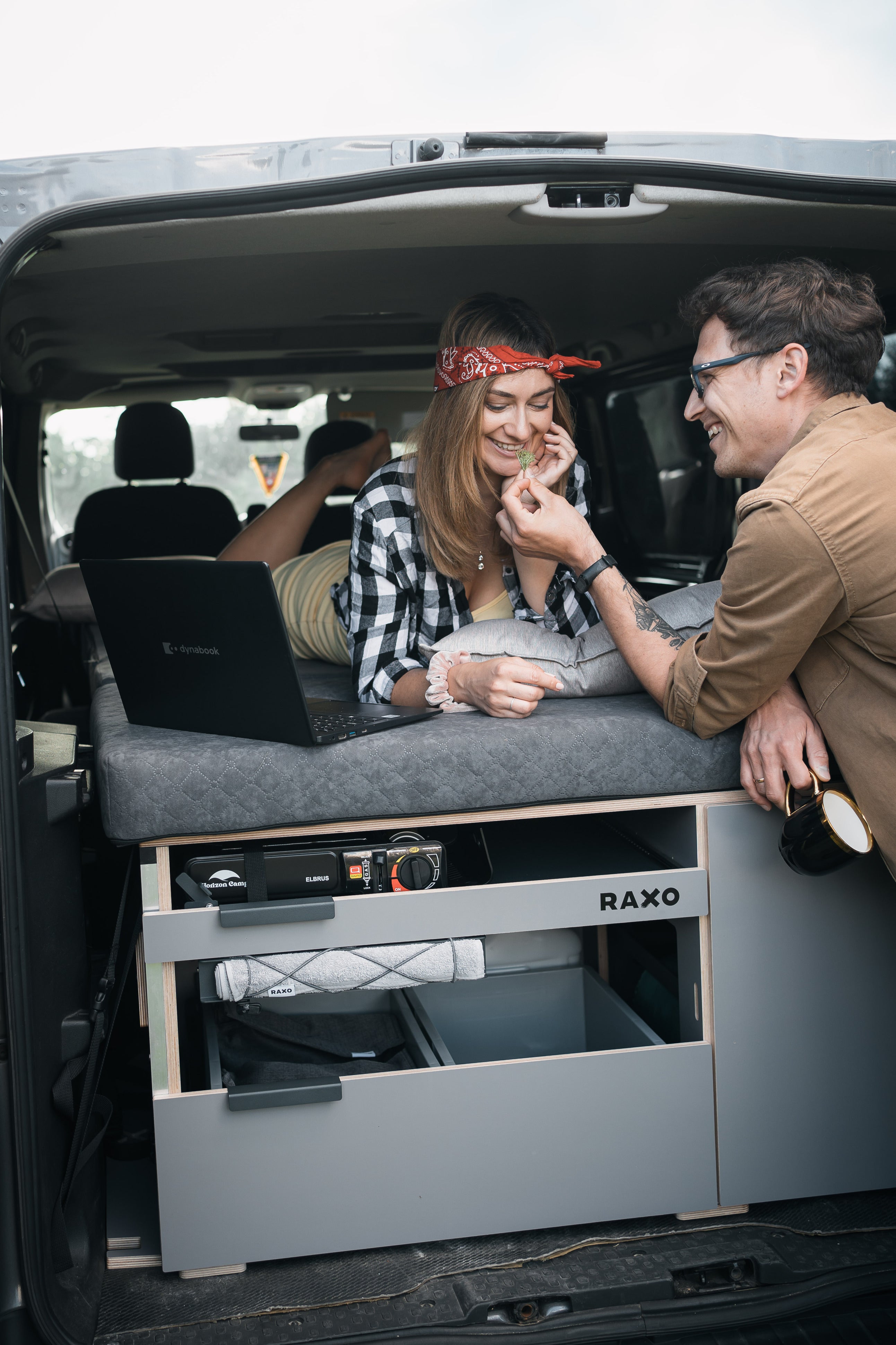 RAXO Base Campervan Module - Förvandla din bil till en bekväm och funktionell husbil