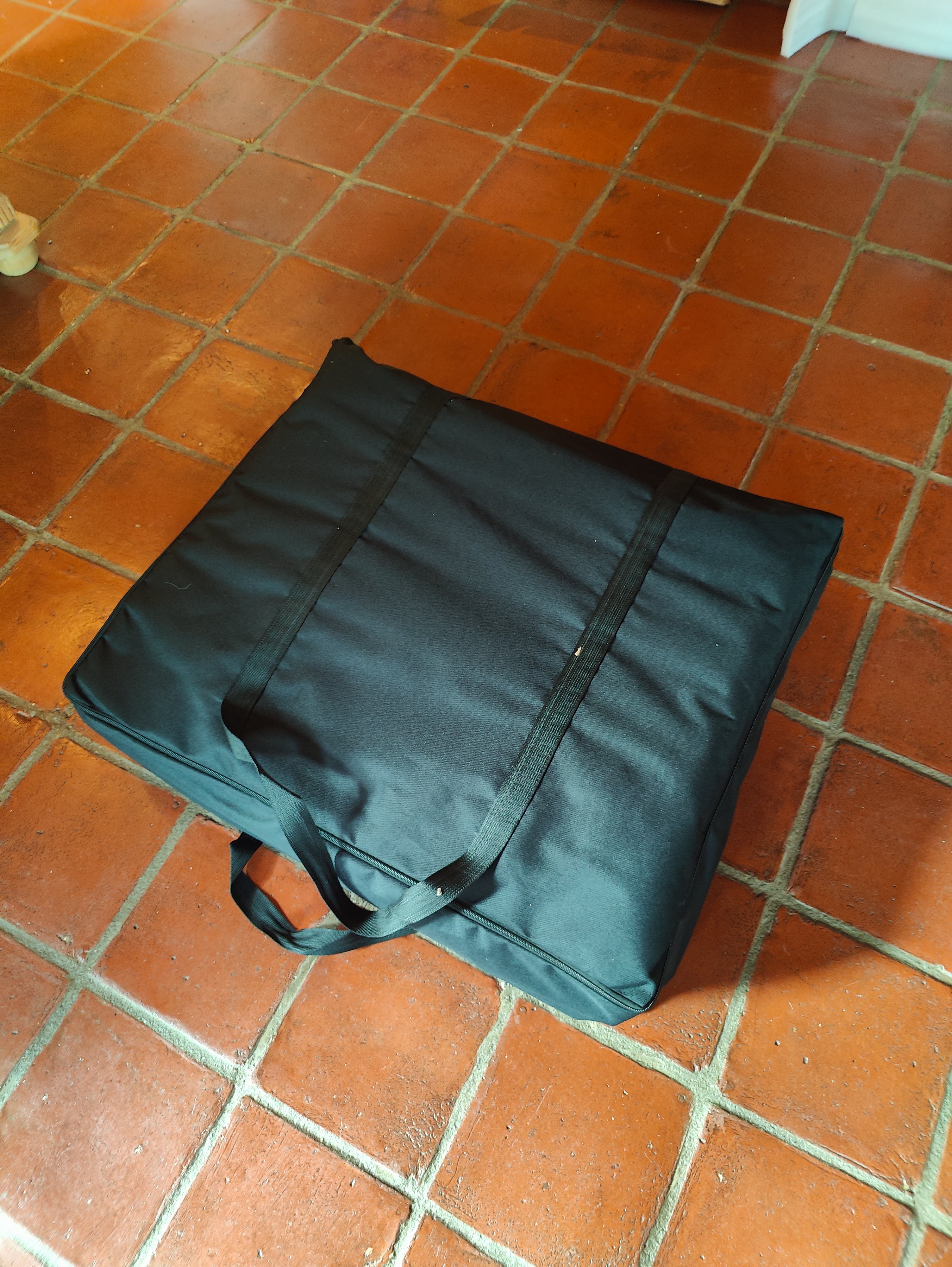 CampBoxi Unifit - Flexibel och justerbar sängram för din vardagsbil