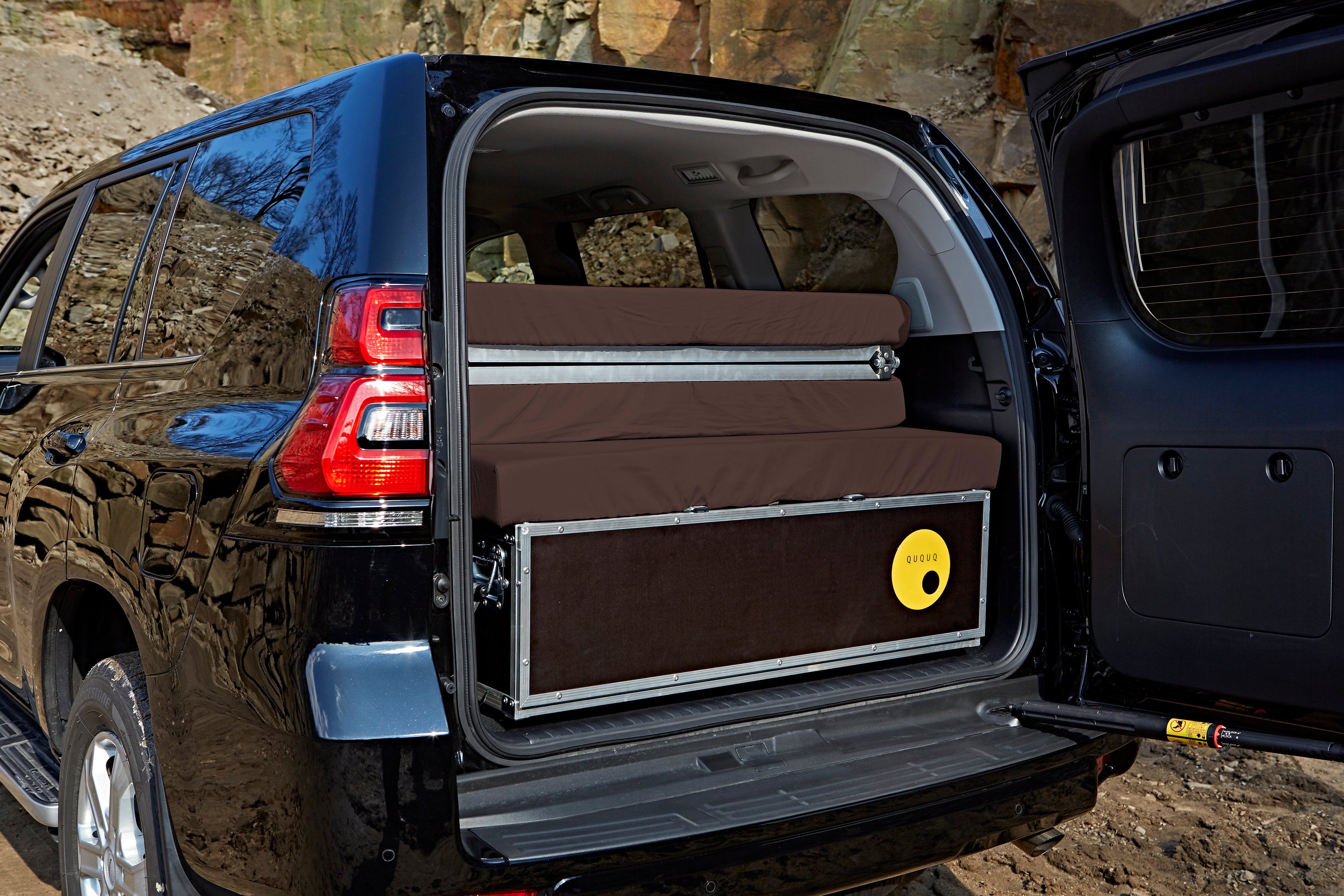 QUQUQ FlatBox - Campervan module for Landcruiser & Discovery 3+4