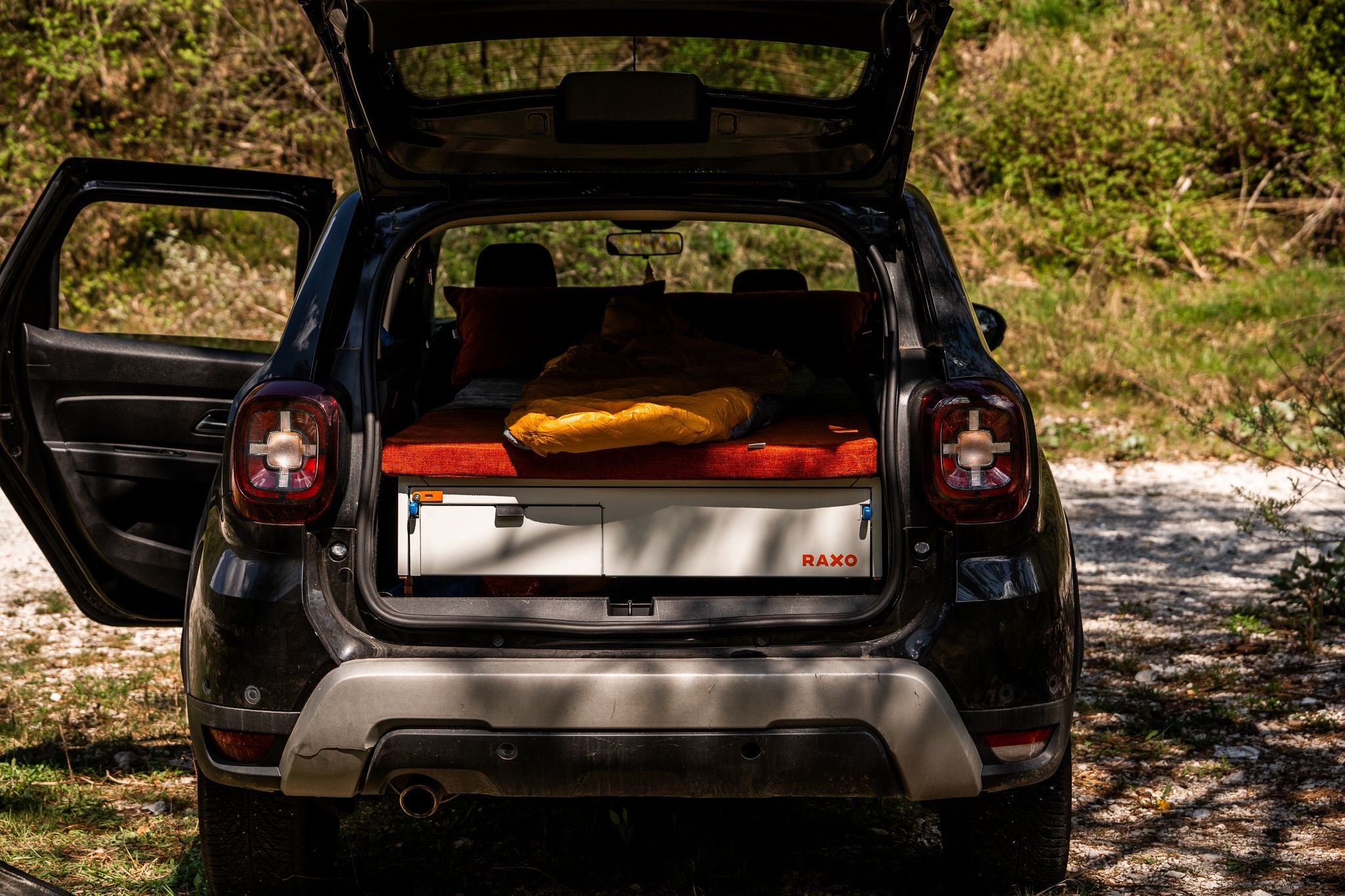 RAXO Nano X - Small and compact Campervan Module with kitchen