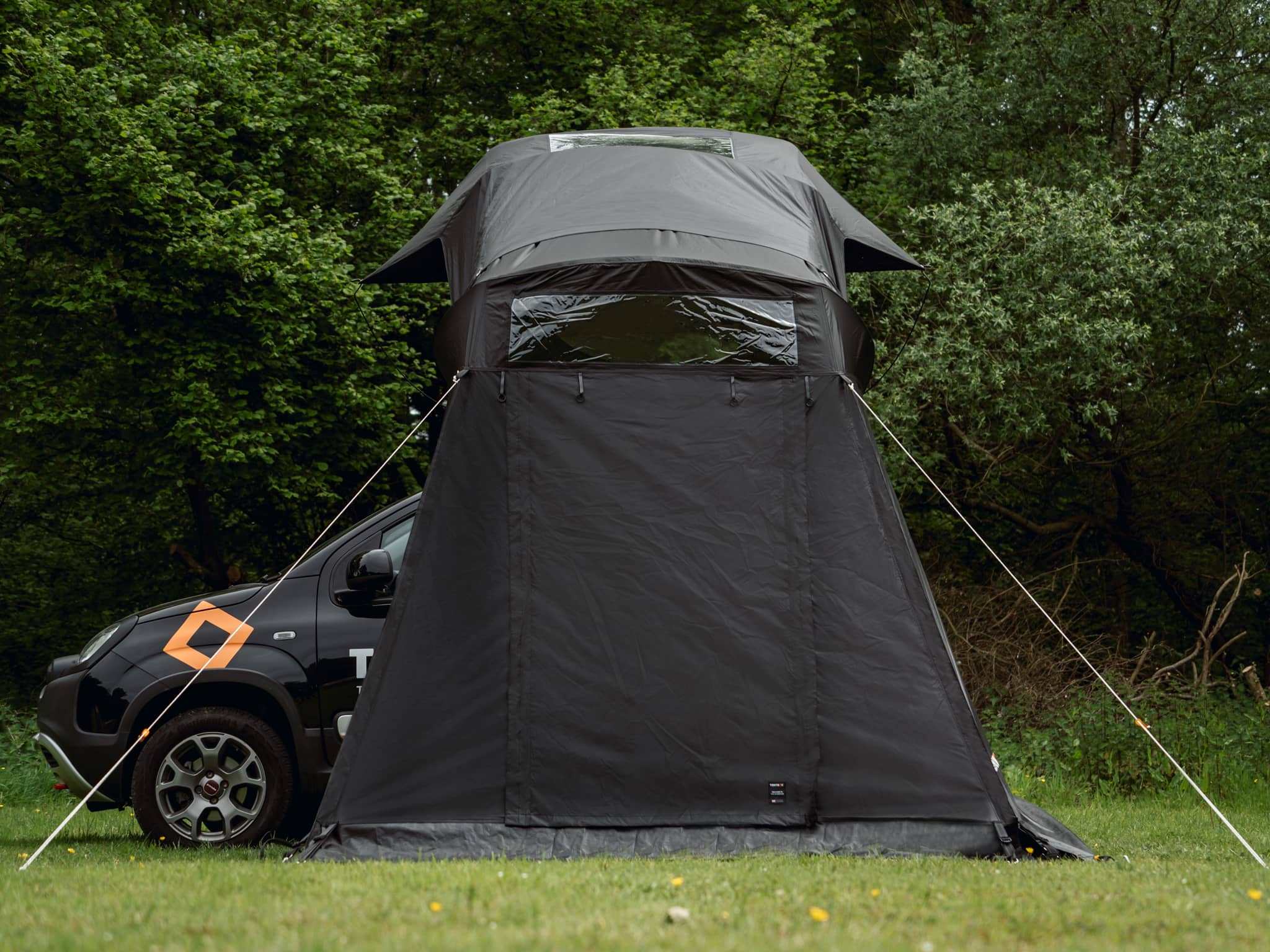 TentBox Lite 2.0 Living pod - Awning for your roof tent 