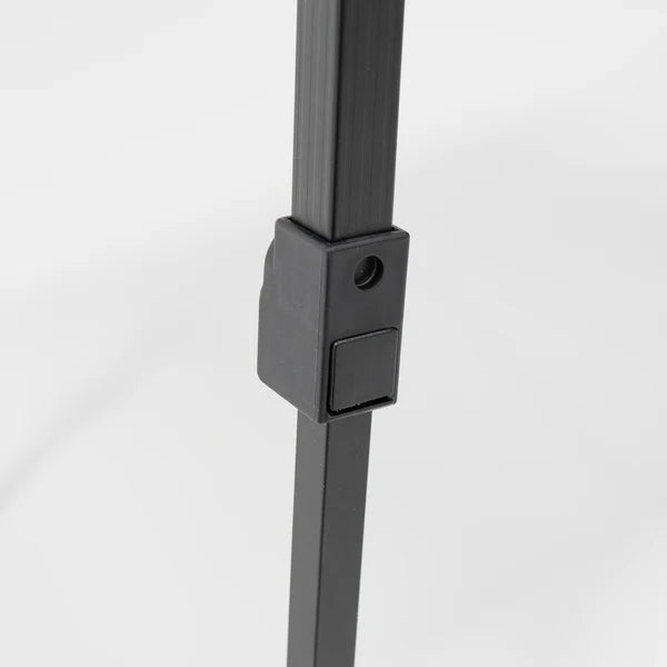 BOXIO TABLE