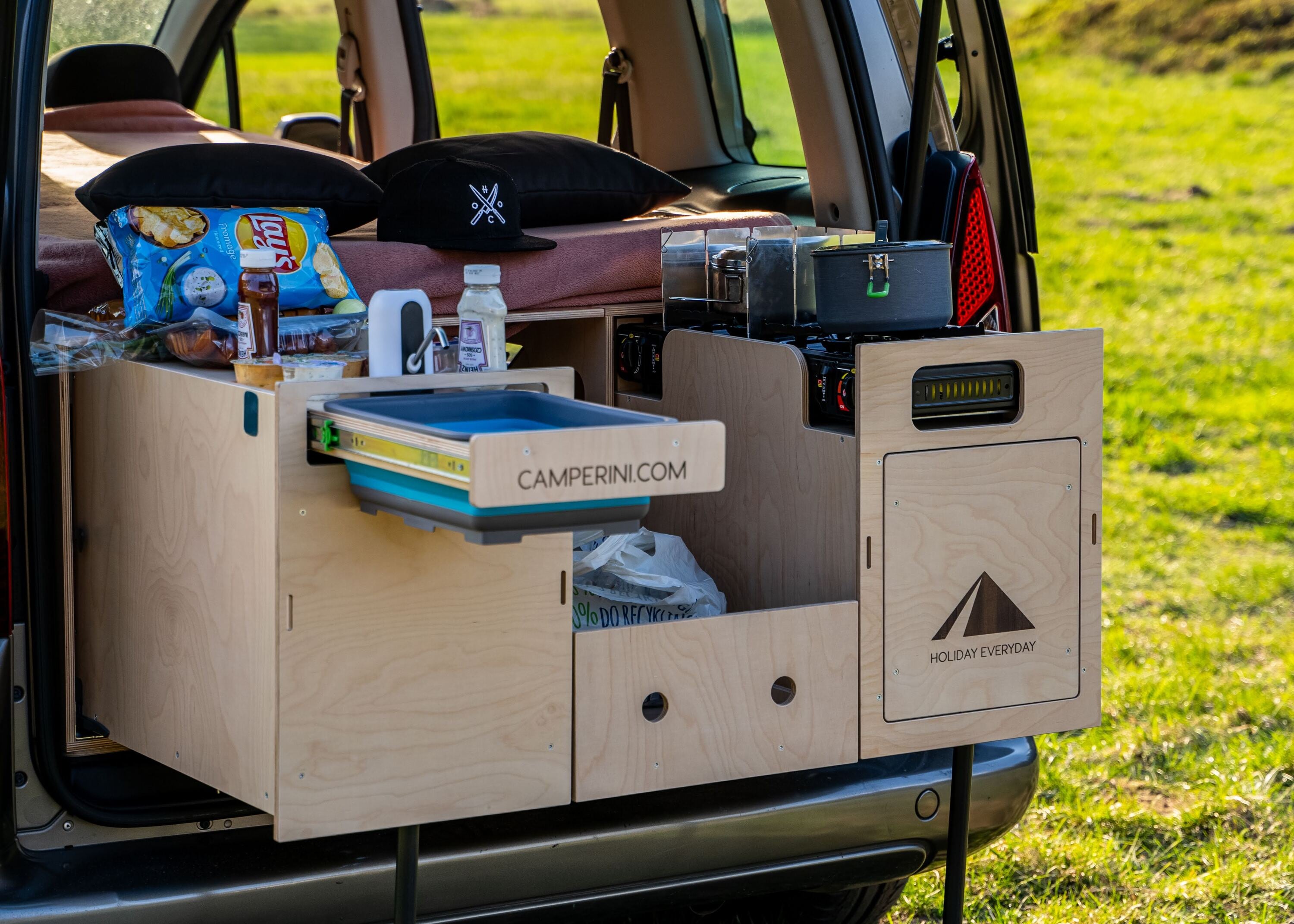 Camperini MAXI – Innovatives und qualitätsbewusstes Campervan-Modul