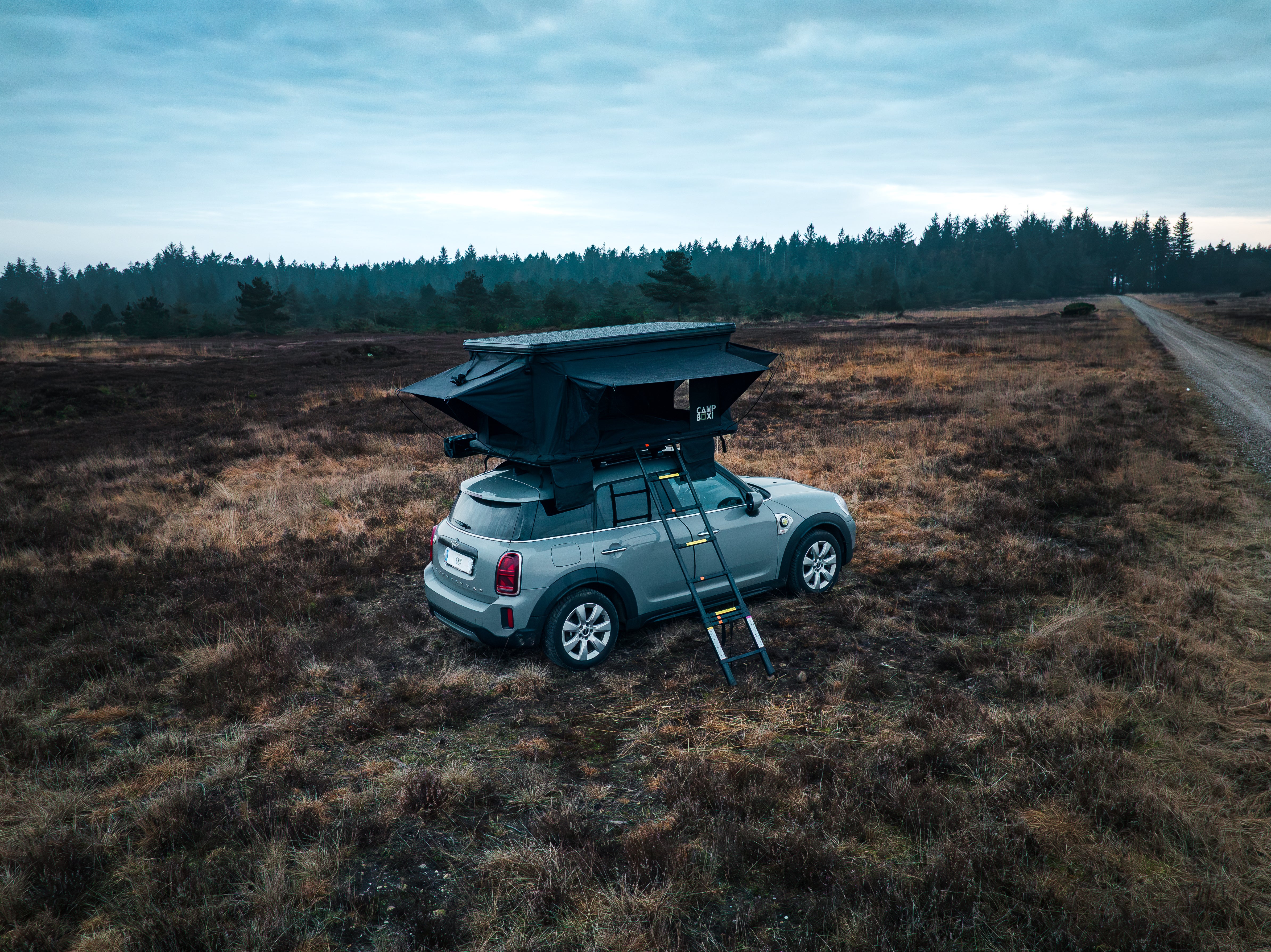 CampBoxi Aero 130 roof tent - Hard-shell aluminum roof tent