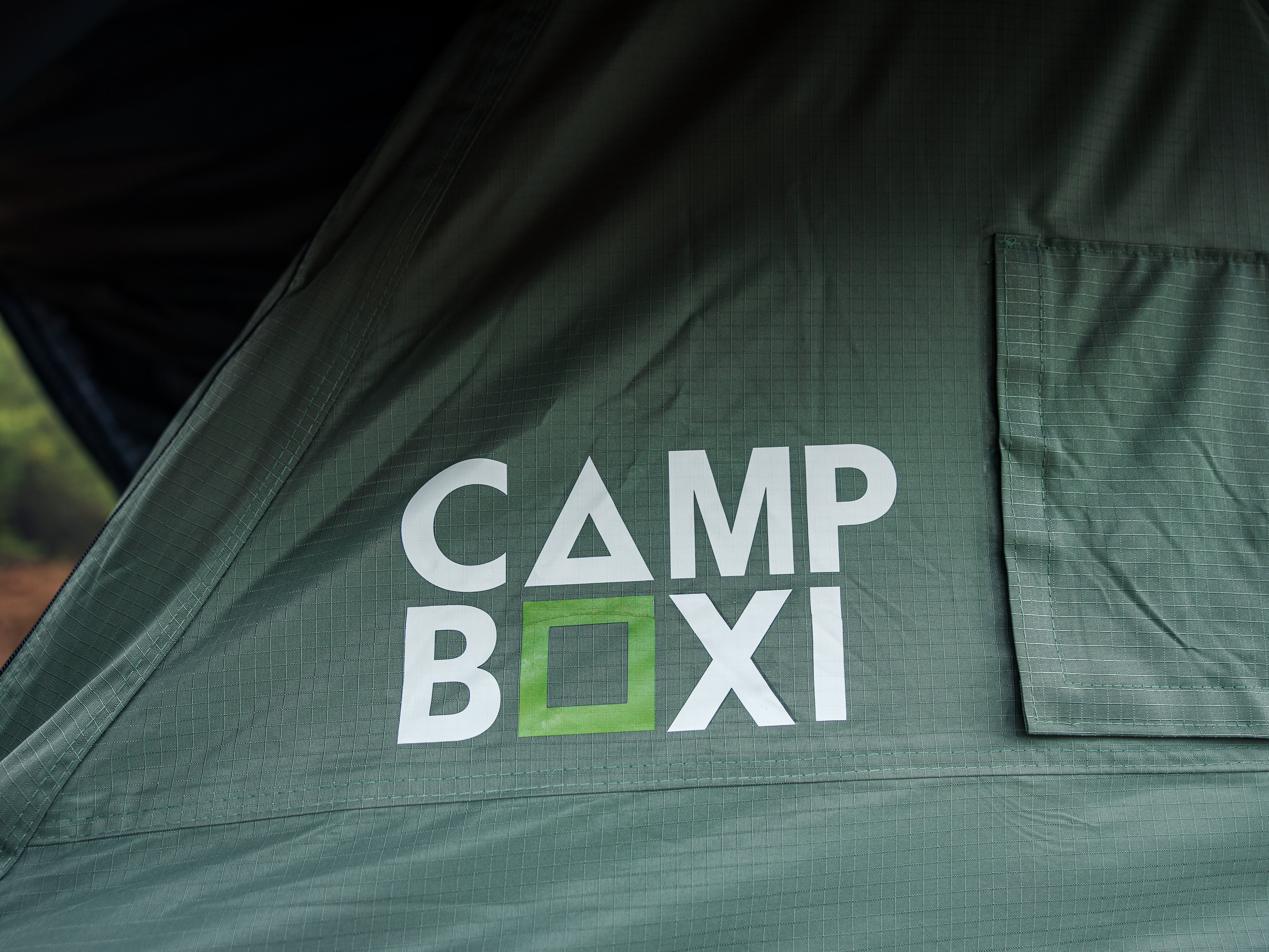 CampBoxi Nest 160 tagtelt - Alt-i-ét tagtelt | Hydraulisk åbning | integrerede vinduesstænger | komfort madras