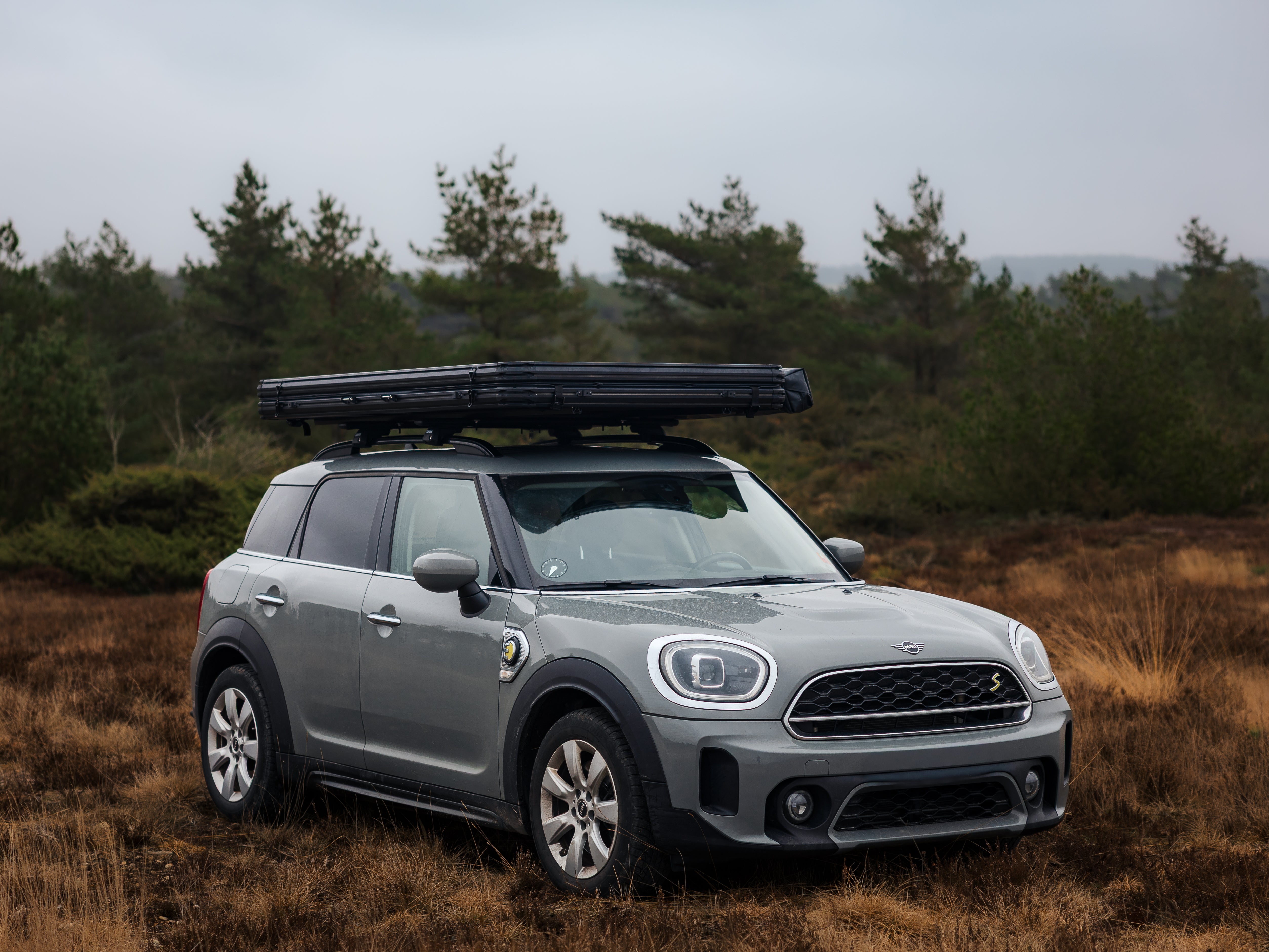 CampBoxi Aero 130 roof tent - Hard-shell aluminum roof tent