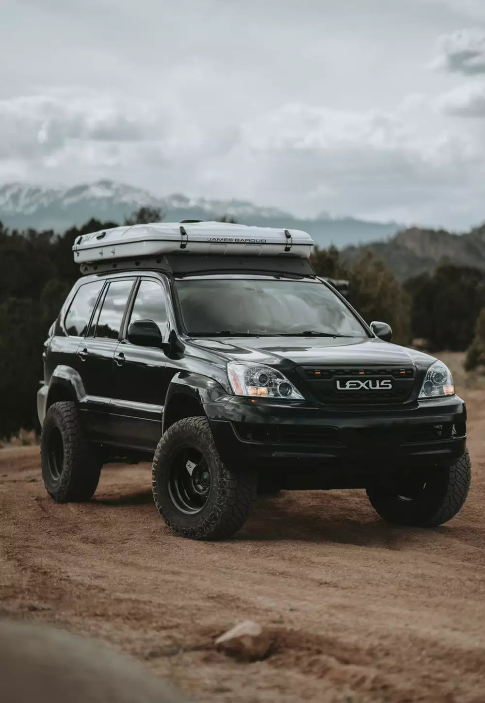 James Baroud Evasion XL Rooftop Tent - Spacious and Robust Rooftop Tent for Adventurous Travellers