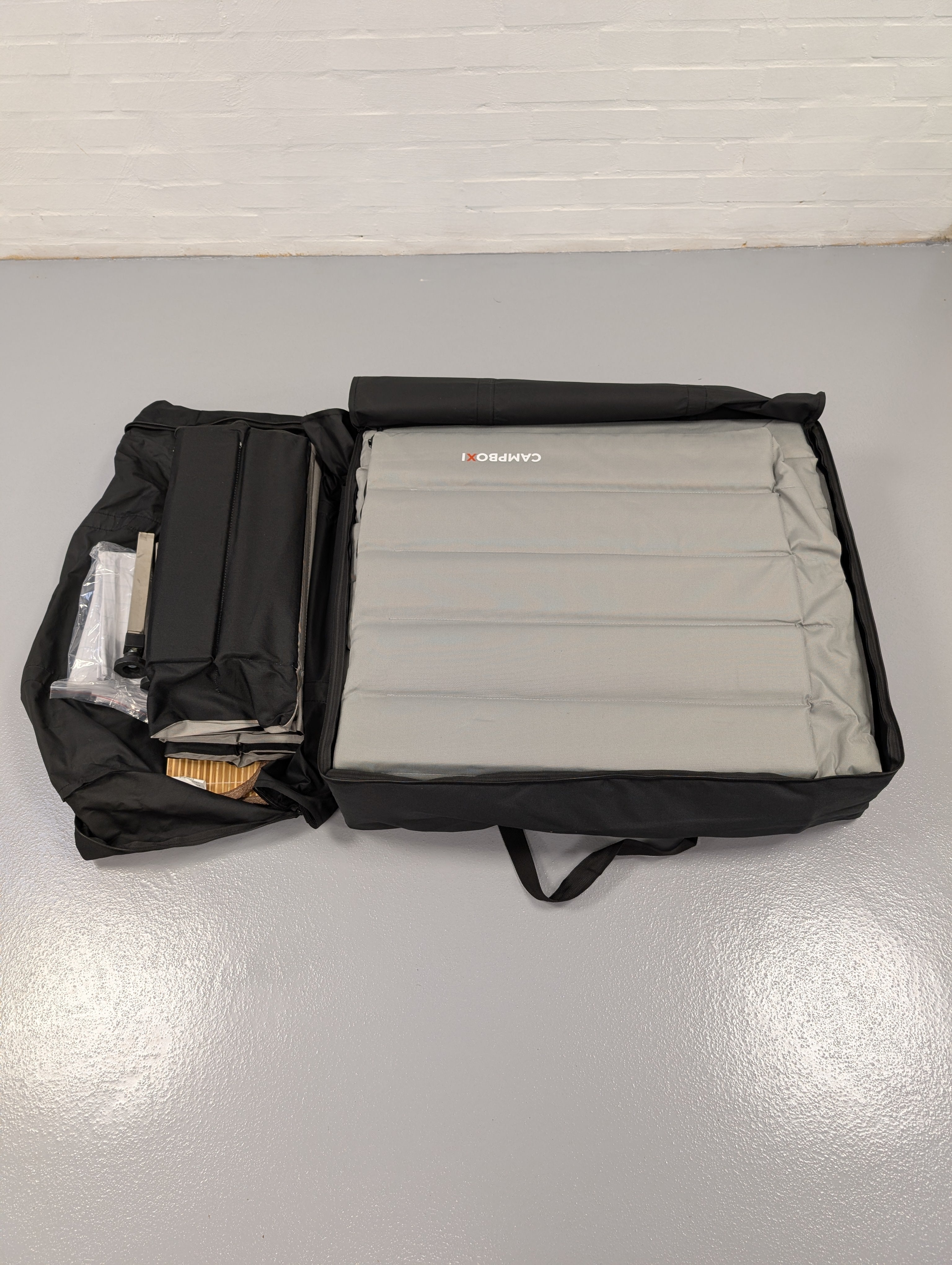 CampBoxi Unifit - Flexibel och justerbar sängram för din vardagsbil