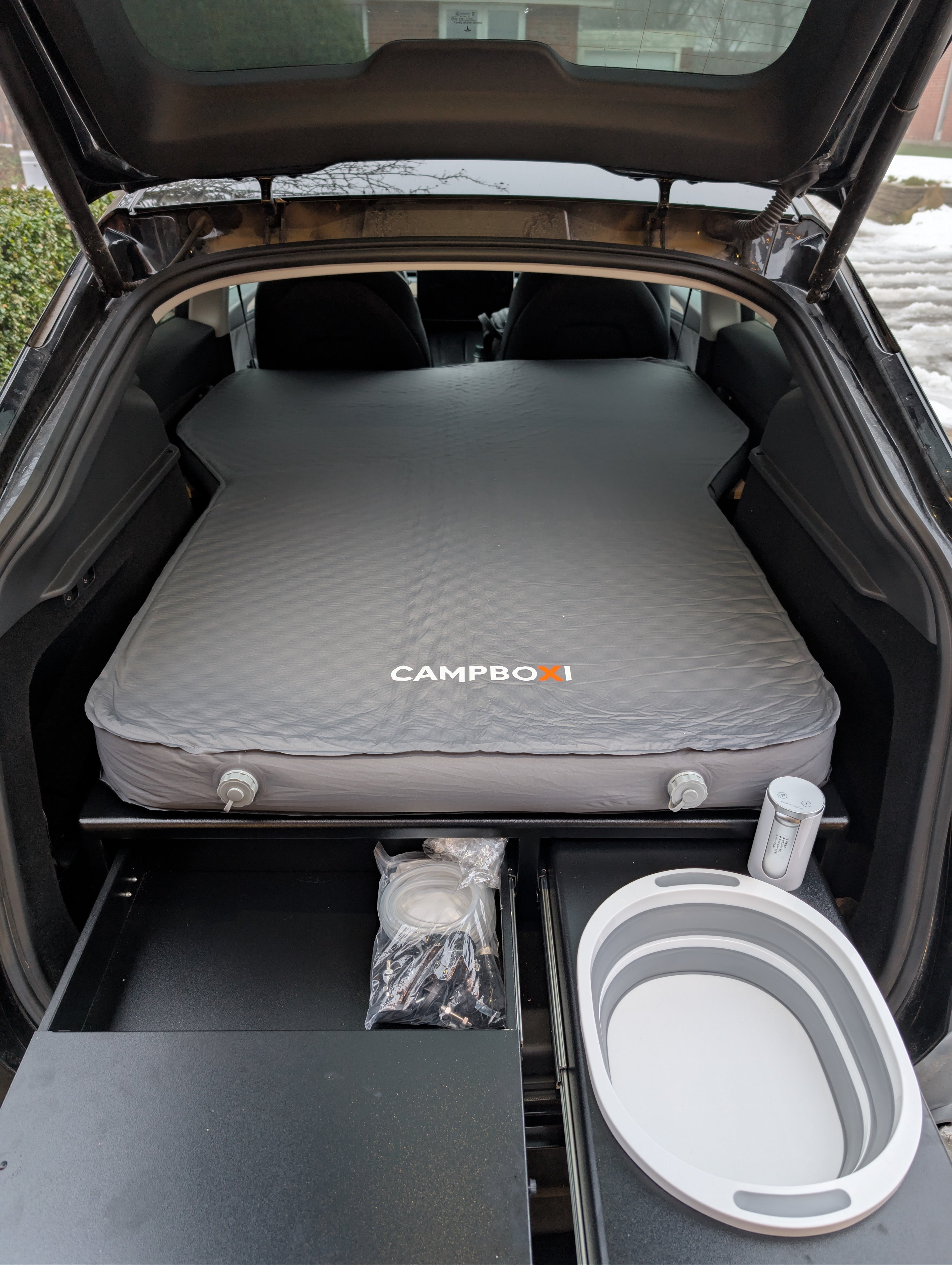 CampBoxi Kitchenfit - Allt-i-ett-husbilsmodul för vardagsbilar