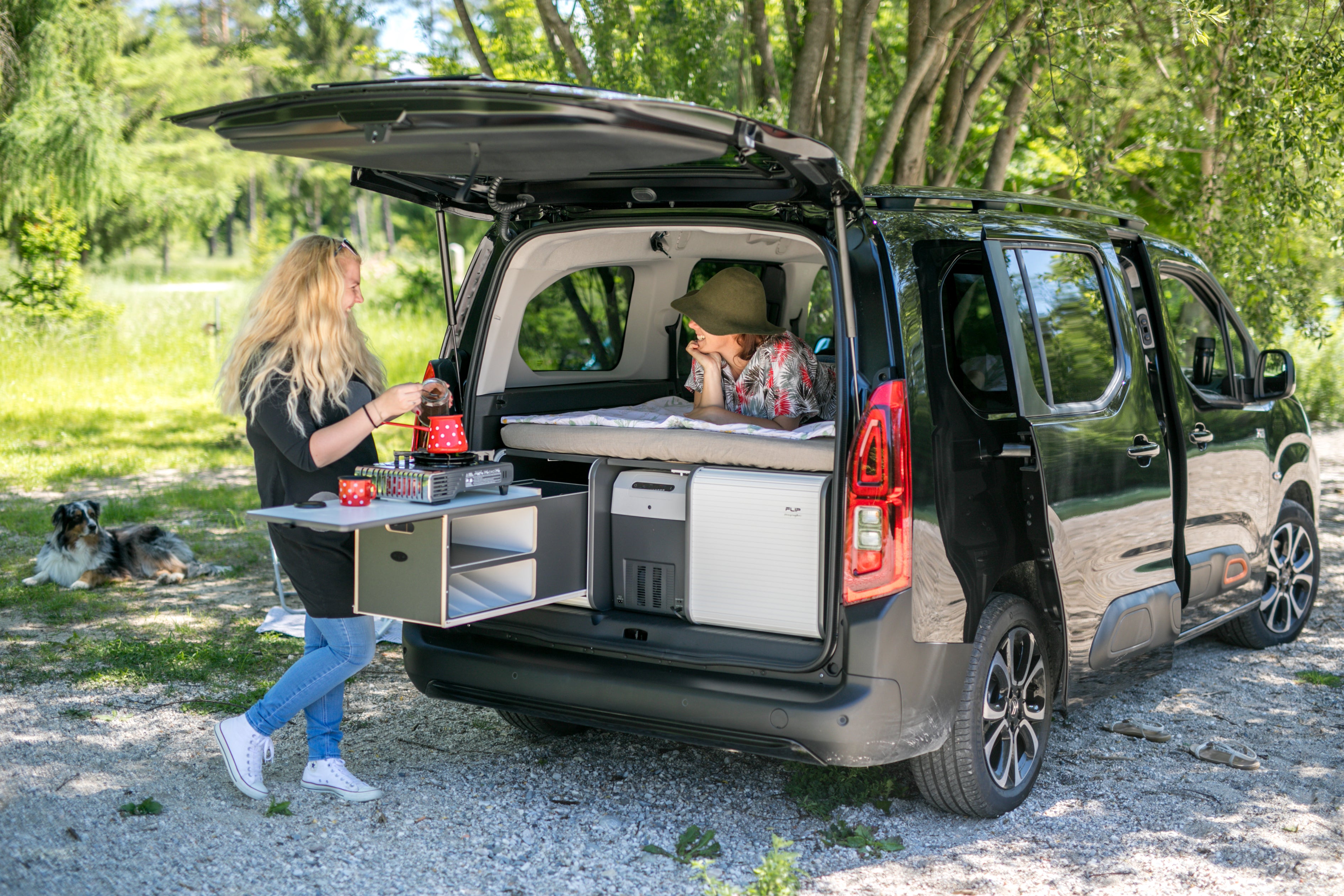 FLIP Camping Box – Luxuriöses Wohnmobil-Modul 